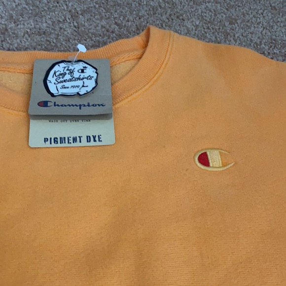 Champion NWT Size small - Picture 3 of 4